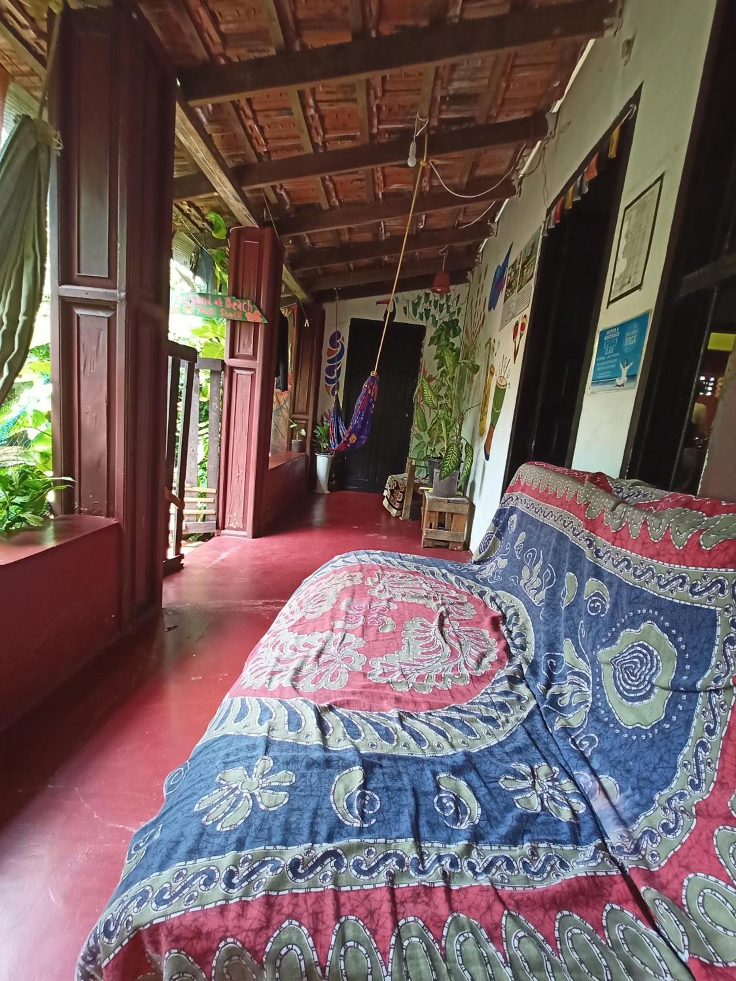 The Blues Hotel Alappuzha Eksteriør billede